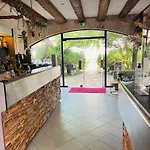 Le Galambre Hotel