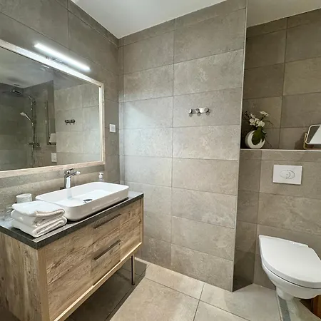 Le Galambre 3*