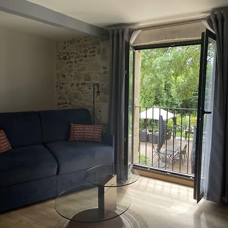 Le Galambre מלון 3*