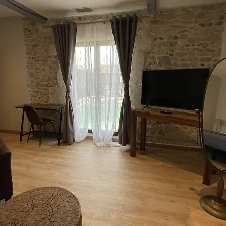 Le Galambre 3* Nîmes