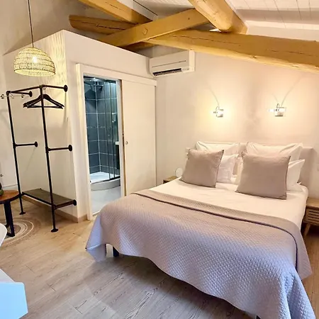 Otel Le Galambre