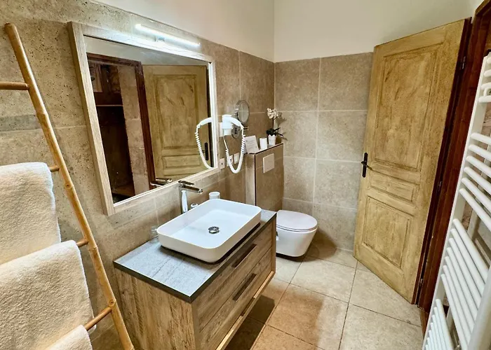 Le Galambre 3* Nîmes