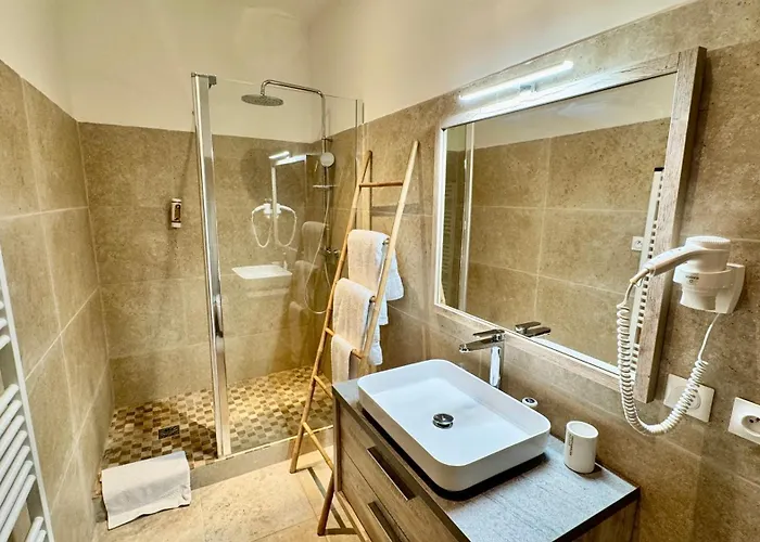 Le Galambre Hotel 3*